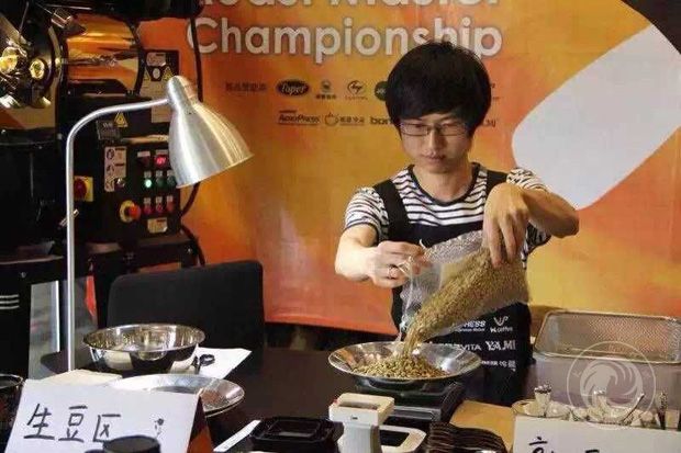 內(nèi)江街角咖啡廳 咖啡創(chuàng)業(yè)學(xué)員 喻穎濤