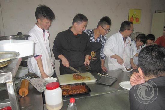 學員在操作練習